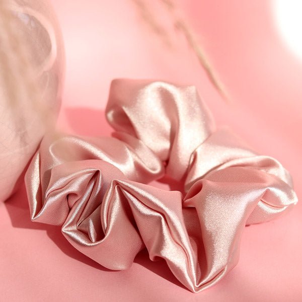 Satijnen scrunchies - Mae Lilly