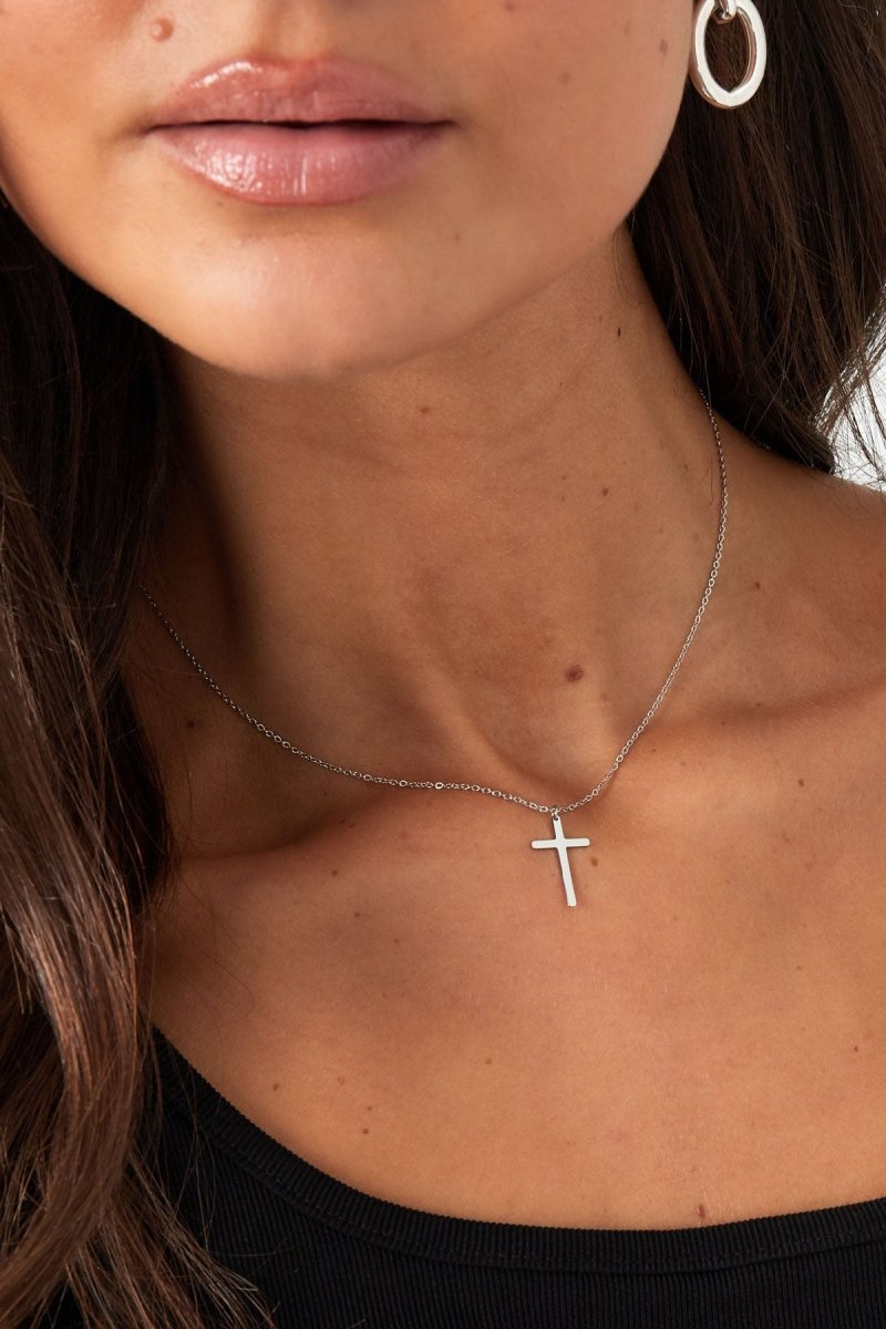 Cross Charm Ketting Zilverkleurig