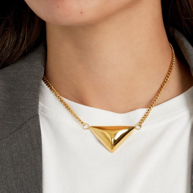 Triangle Love Ketting Goudkleurig