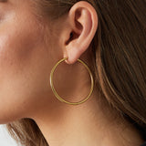 Hoops Medium Thick Oorbellen Goudkleurig