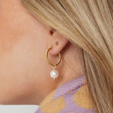 Round Rope with Pearl Pendant Oorbellen Goudkleurig