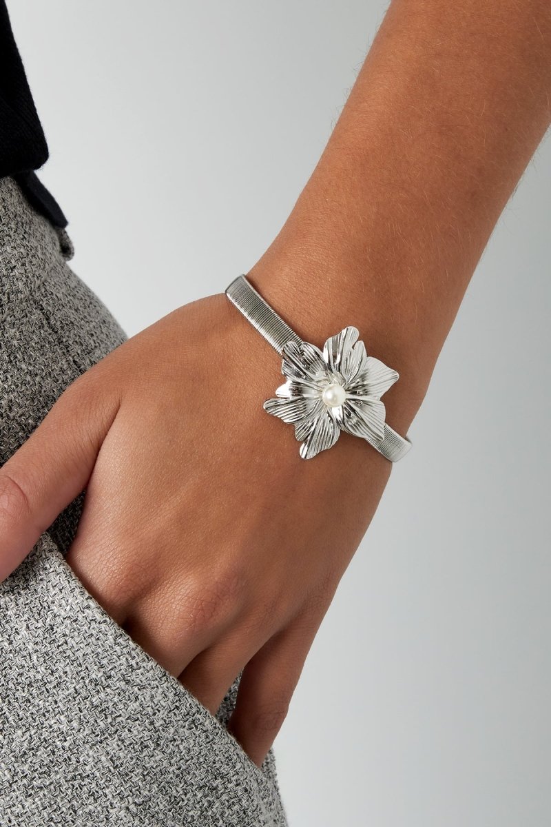 Blooming Flower Bangle Armband Goudkleurig
