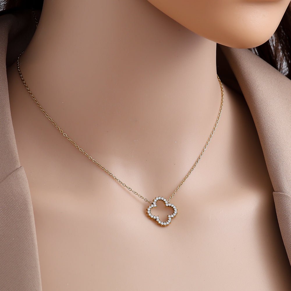 Hollow Diamond Lucky Flower Ketting Goudkleurig