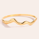 Simple Wave Bangle Armband Goudkleurig