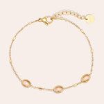Small Oval Glass Armband Goudkleurig zijkant - Mae Lilly
