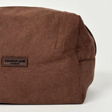 Make-up Tas Faux Suède Chocolate detail - Mae Lilly