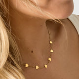 Little Love Chain Ketting Goudkleurig zijkant - Mae Lilly