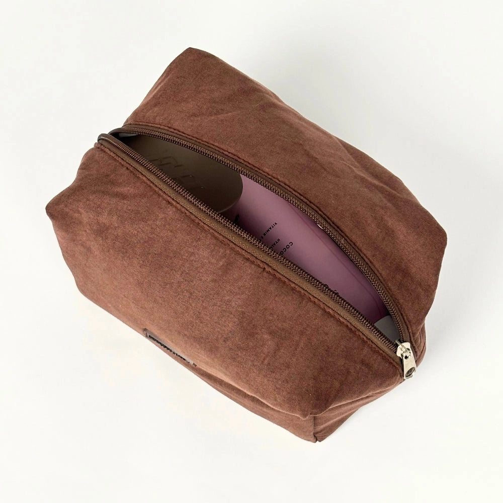 Make-up Tas Faux Suède Chocolate foto 6 - Mae Lilly