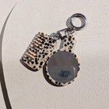 Comb & Mirror Charm Leo Beige