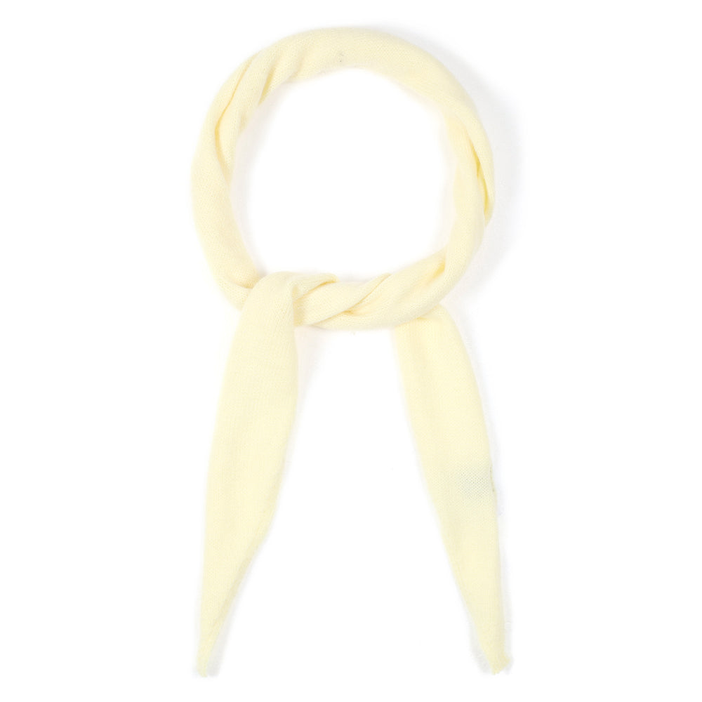 Driehoek Sjaaltje Soft Yellow zijkant - Mae Lilly