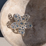 Haarklem Crystal Bloom Goudkleurig zijkant - Mae Lilly