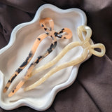 Haarpin Boogs Ivory detail - Mae Lilly
