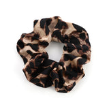 Leopard Crush Scrunchie voorkant - Mae Lilly