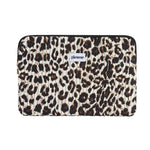 Leopard Dark Brown Laptophoes 33.5 cm x 23.5 cm voorkant - Mae Lilly