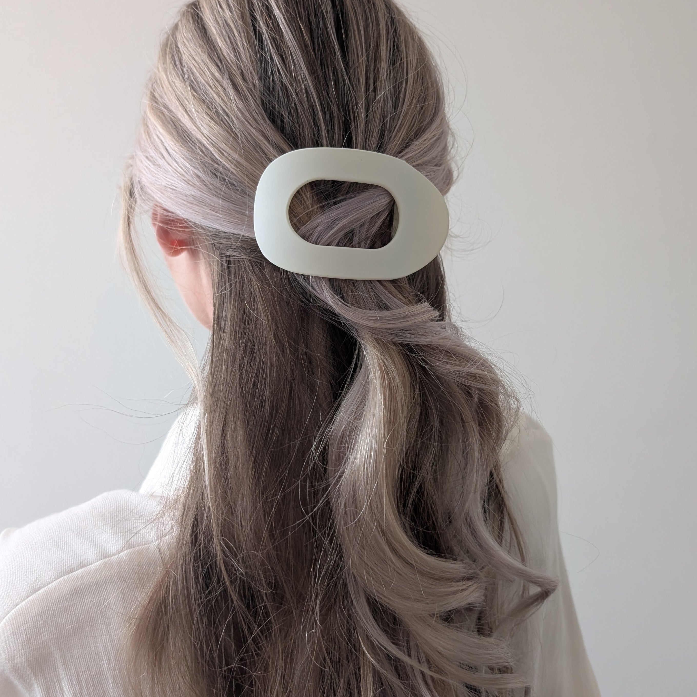 Haarclip Flat Oval Matte Off-white