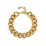 The Bold Edit Armband Goudkleurig voorkant - Mae Lilly