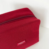 Make-up Tas Waffle Burgundy verpakking - Mae Lilly