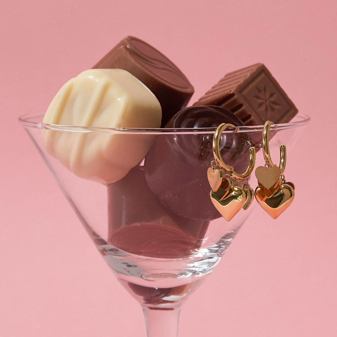 True Affection Oorbellen Zilverkleurig zijkant - Mae Lilly