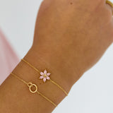 Blossom Pink Armband Goudkleurig zijkant - Mae Lilly