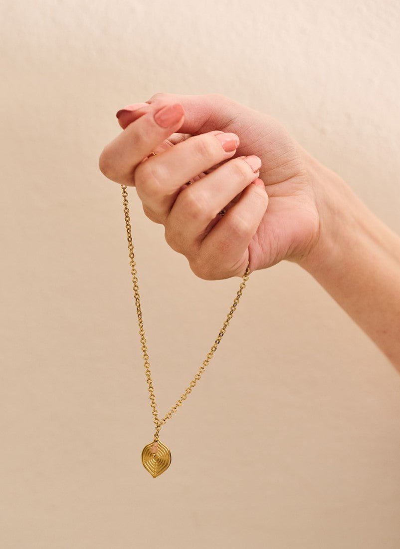 Round Stone Nature Ketting Goudkleurig