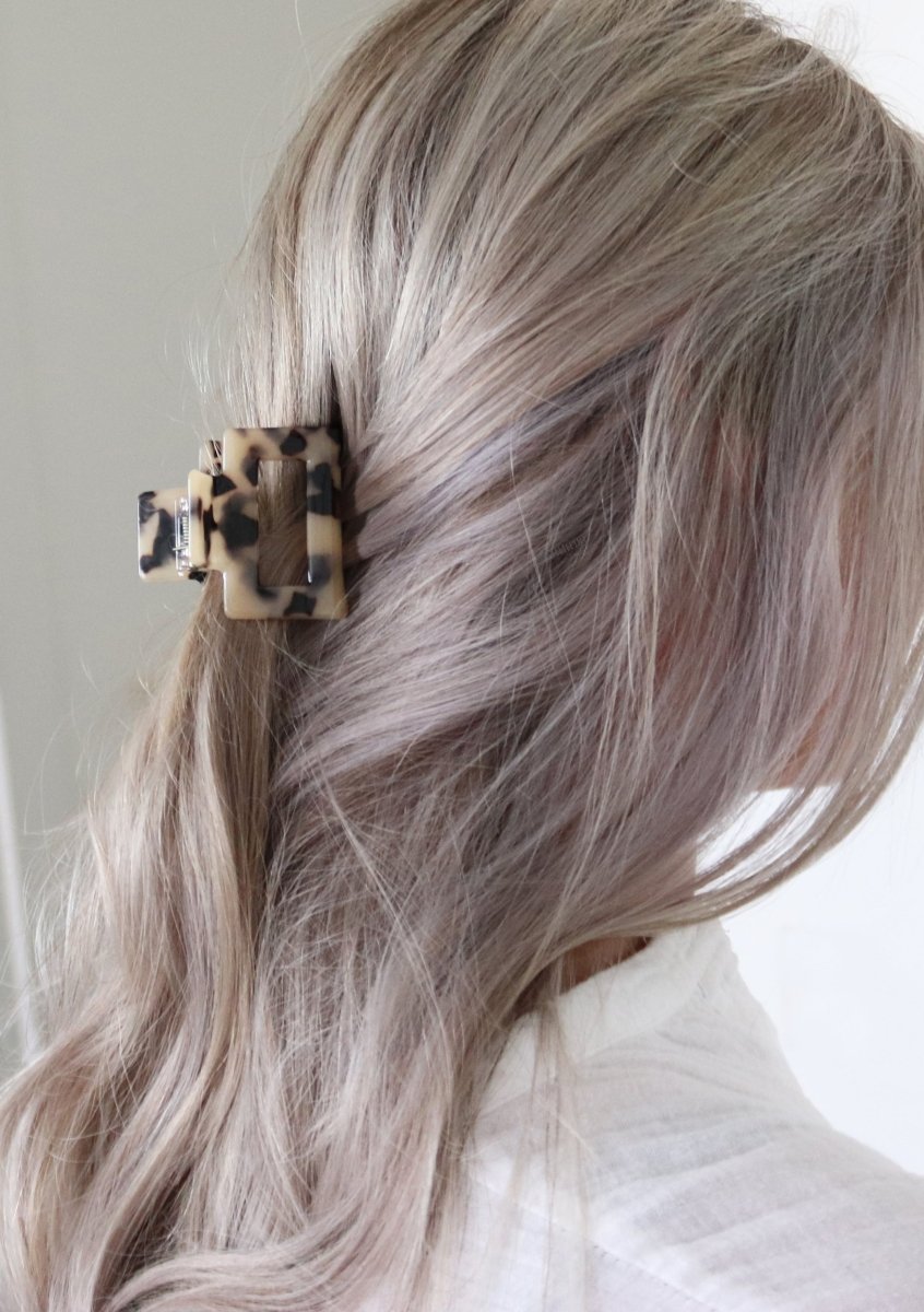 Haarklem Spotted Beige & Black