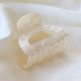 Hair Clip Oval Small Pretty Pearl
