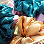 Mae - Lilly Luxury XL Scrunchie - Amélie