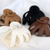 Hair clip Octopus Matte Creamy White